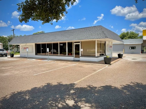 Zoom Physical Therapy Building in Cuero TX